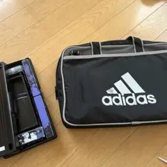 adidas バッグ 黒 仕切り付き