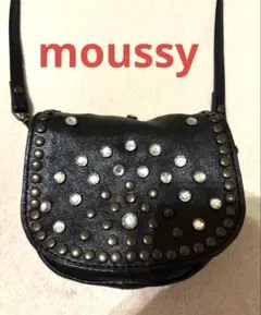 【美品】moussyスタッズ付きブラックショルダーバッグのサムネイル