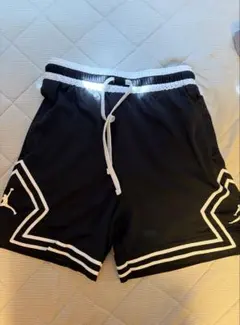 エリック エマニュエル バスパン EE shorts Drip - メルカリ