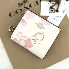 日本限定商品 新品 COACH コーチ　折り財布 二つ折り財布 花柄