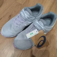 未使用 アシックス レーザービーム スニーカー 22.0cm