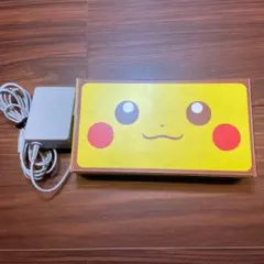 【美品】New 2DSLL ピカチュウ エディション ムーンソフト データ付き 美品】New 2DSLL ピカチュウ エディション ムーンソフト データ