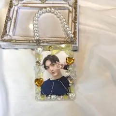 Item thumbnail for item ecac3793-6304-44e2-83d4-da57e6b6f84f