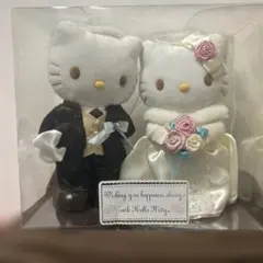 【未開封、美品、レア、絶版品】ハローキティ ウェディングドール