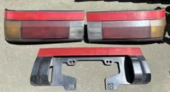 AE86 3ドア用トレノ後期テール・リアガーニッシュのセット トヨタ純正 ae86 テールランプ 3ドア トレノ 後期 ガーニッシュ