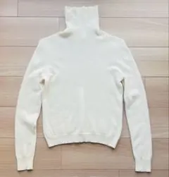 UNIQLO カシミア 100% ホワイト　タートルネック ニット S