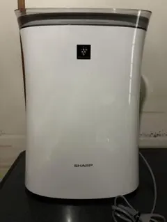 シャープ 空気清浄機 FU-R50-W - メルカリ