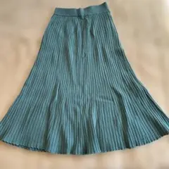 グリーン プリーツスカート