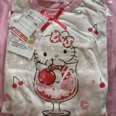 新品未使用未開封♡ハローキティー薄手パジャマセット♡90