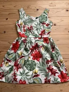 CECI L MCBEE フラワープリント ノースリーブ ワンピース