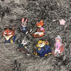 ズートピア ラバーキーホルダー ・チャーム・ブローチのサムネイル