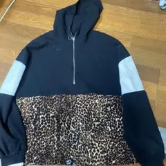 ヒョウ柄 パーカー