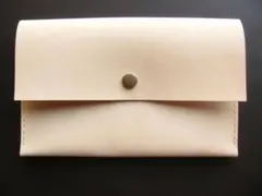 (f46)牛ヌメ革　通帳入れ/お薬・紙幣入れ/財布（札入れ）生成りハンドメイド