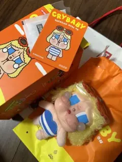 CRYBABY VACATION MODE ON SUNBATHING