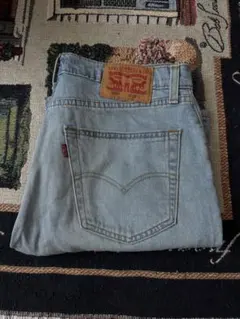 Item thumbnail for item 0f2f7a1e-27eb-47e6-827b-a353afc32b81