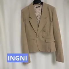 INGNI ベージュ テーラードジャケット M 裏地ドットのサムネイル