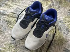 NIKE ジュニアシューズ レボリューション 7 GS 23.5cm