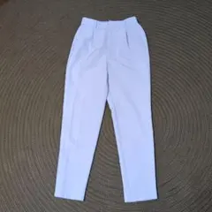 ホワイト スラックス センタープレス