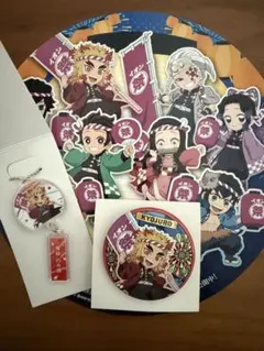 鬼滅の刃　イオン　煉獄杏寿郎　うちわ　アクリルキーホルダー　缶バッジ