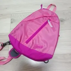 Coleman ピンク リュックのサムネイル