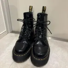 Dr. Martens 厚底ブーツ ブラックのサムネイル