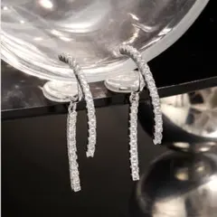 イヤリング ダイヤモンド　silver925 クリスタルイヤリング　パーティー