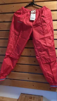 未使用 アシックス ウインドブレーカー 150サイズ