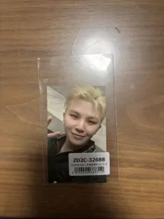 SEVENTEEN NEW_ 会場限定 ユニバ ウジ トレカ