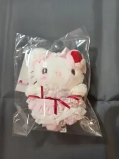 新品　ハローキティ マスコットバッグチャーム（いちごホイップケーキ）