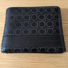 Salvatore Ferragamo 二つ折り財布 ブラック