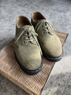 Dr. Martens スエード ローファー オリーブ - メルカリ