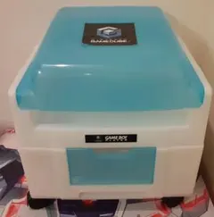 Item thumbnail for item fd8fc466-5a4c-4fec-90f8-b48b474c82d2