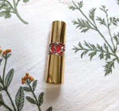 Yves Saint Laurent ルージュヴォリュプテシャイン　No.81