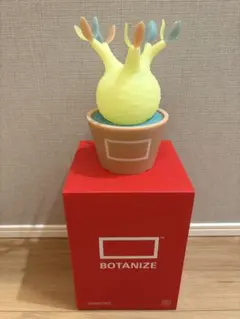 【美品】MEDICOM TOY × Botanize VCD 蓄光 ボタナイズとメディコム・トイが共作した、植欲そそるアートな