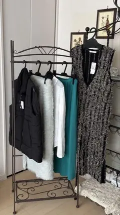 Item thumbnail for item b020cad7-aae5-46fc-bbec-3648f399a58d