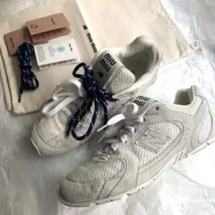 miumiu New Balance スエードxメッシュ スニーカー