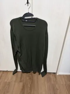 UNIQLO オリーブ色 長袖ニット XL メンズ