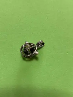 ペンダントトップ