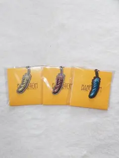 ミセス　バベル　羽根キーホルダーセット