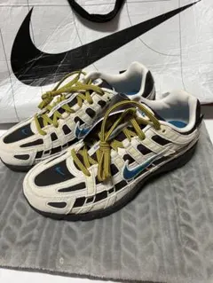 NIKE エアテラフマラ29cm軽量スニーカーa01545-100ホワイトナイキ 