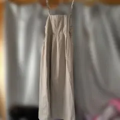 ベージュ キャミワンピース シャーリングウエスト