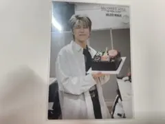 ミセス 若井滉斗 ホワイトラウンジ フォトカ 032