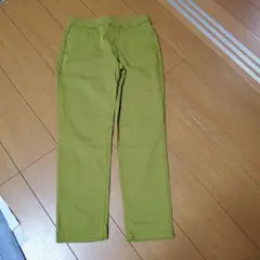 オリーブグリーン スリムパンツ M
