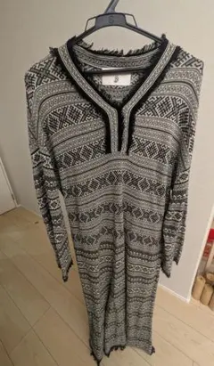 8 years years 幾何学模様 長袖ロングワンピース