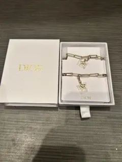 Dior チャーム ストラップ ゴールド