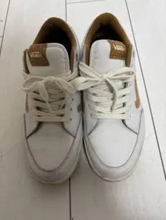 VANS ホワイトスニーカー コルクディテール