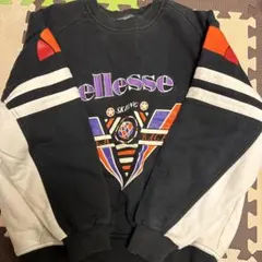 ellesse グラフィックトレーナーのサムネイル