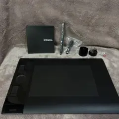 Wacom ペンタブレット Intuos4 PTK-640 替え芯付のサムネイル