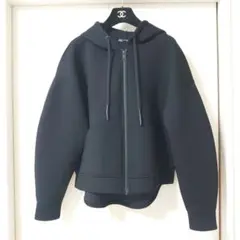 黒 ブルゾン