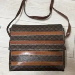 CELINE ブラウンレザーショルダーバッグ